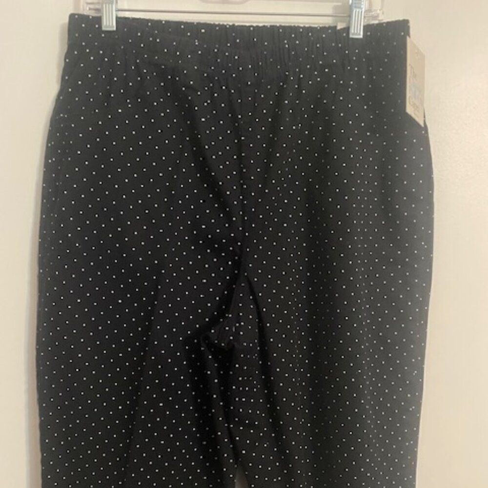 Croft & Barrow Black/White Polka-dot the pull-on capri's, size 1X
